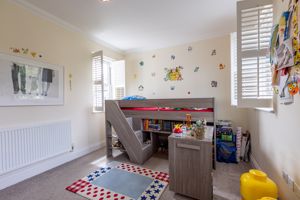 Bed 3- click for photo gallery